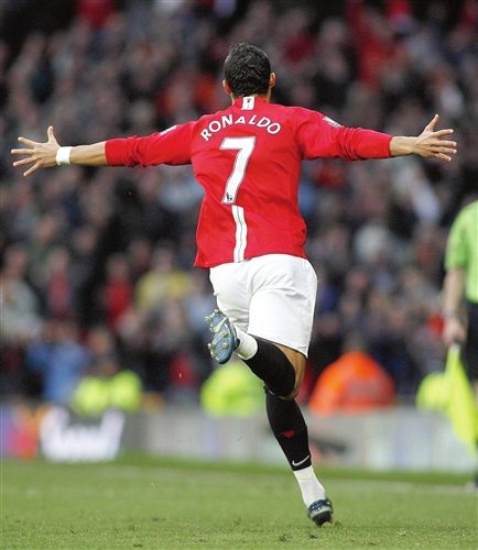 内引起轩然 内引起轩然